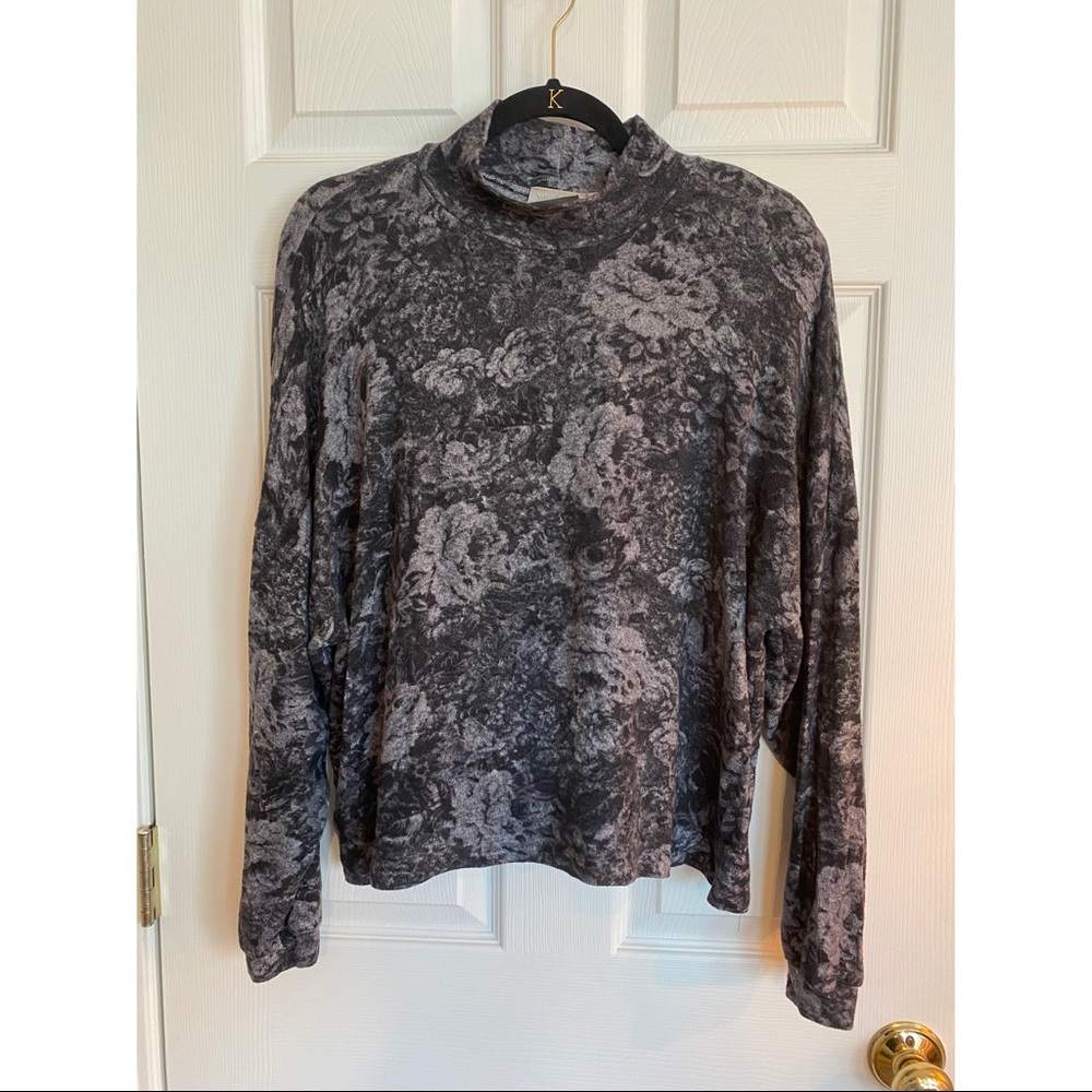 Grey floral pattern mock neck top